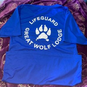 Medium blue great wolf lodge tee